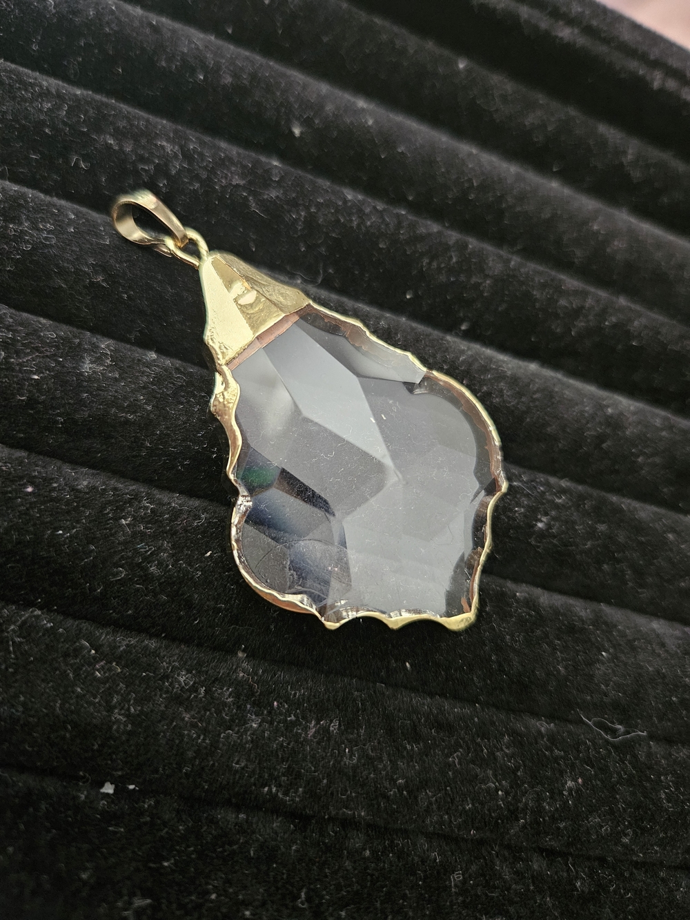 NEW-Gold-Trim Faceted Clear Quartz Crystal Pendant Necklace Charm